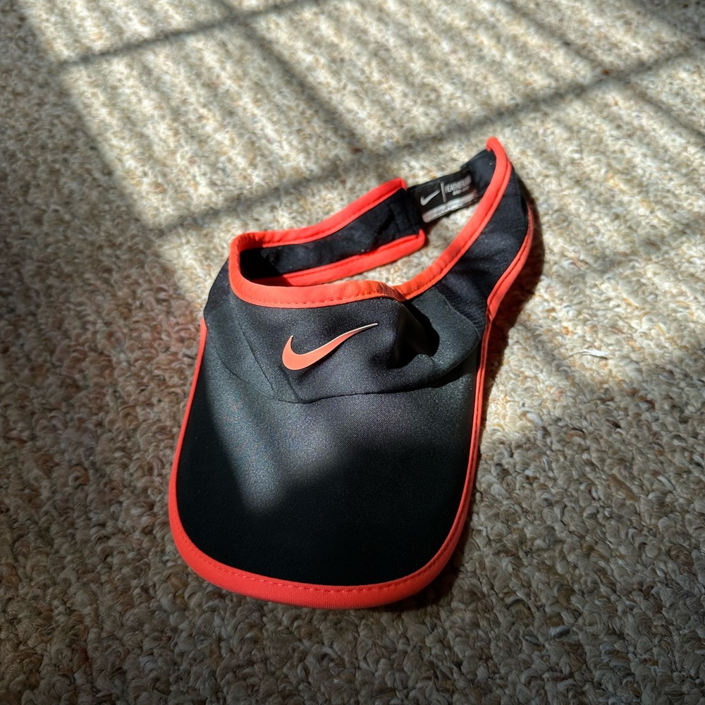 nike visor